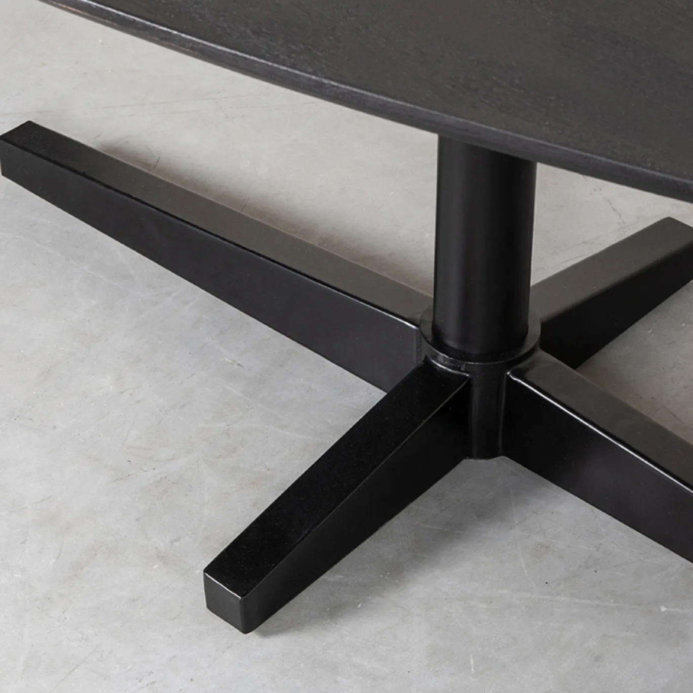 LABEL51 Eettafel Rosie Organisch Zwart 220cm
