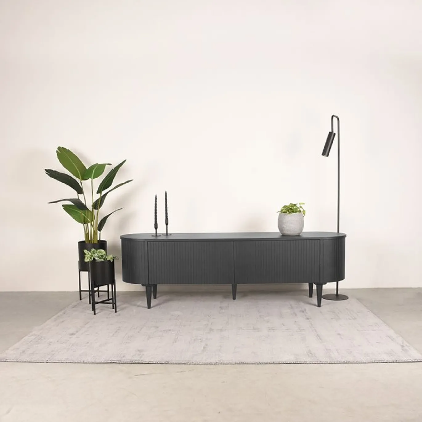 LABEL51 Tv-Meubel Oliva 180x47x55 cm Zwart Eiken