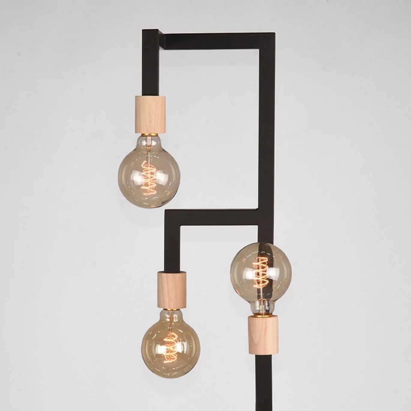 Label51 Vloerlamp Loco Zwart Metaal