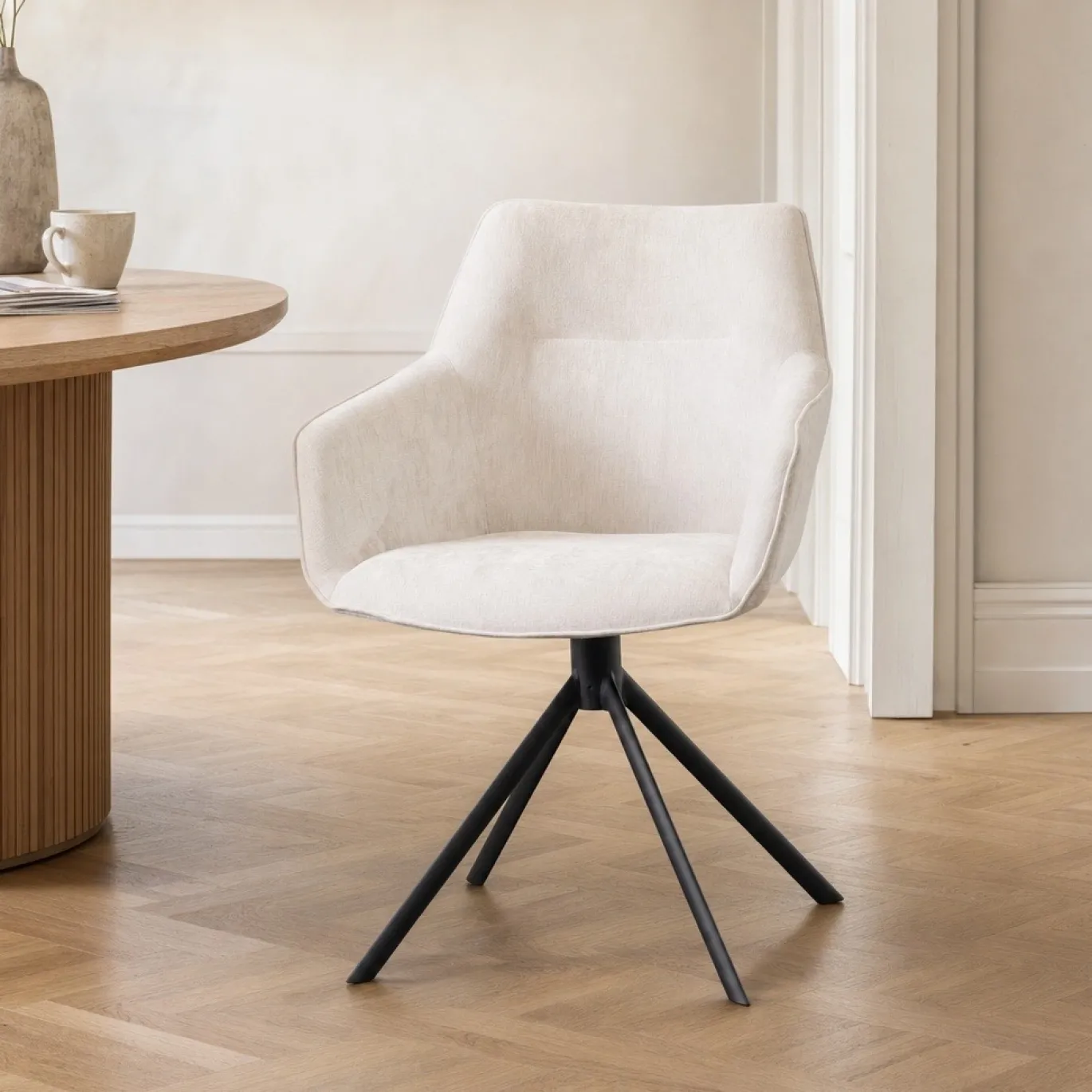 Lifestyle Eetkamerstoel Johnson Draaibaar Crown Ecru