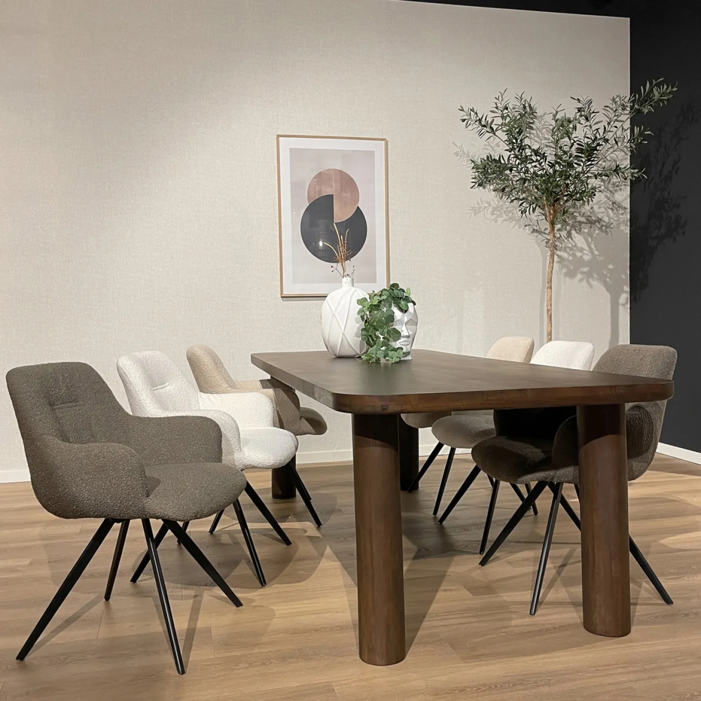 Livingfurn Eettafel Badou Mangohout Bruin 240cm