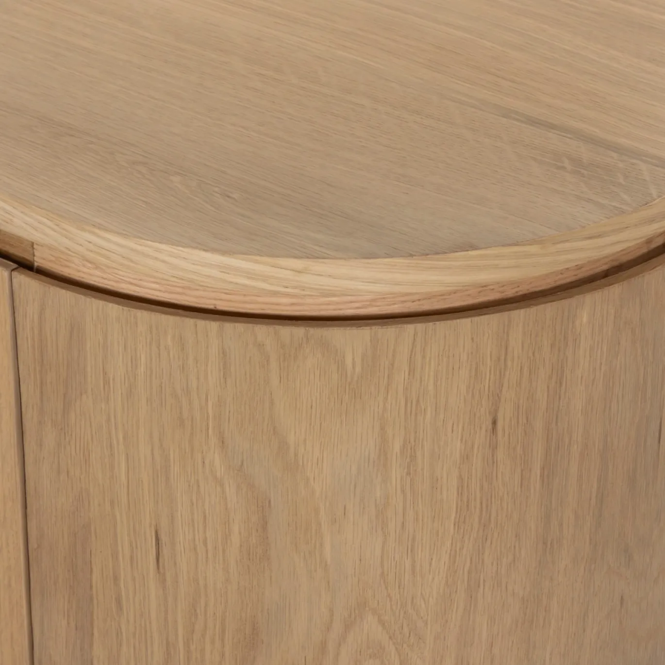 Livingfurn Kabinet Tobago Naturel Eikenfineer 180cm