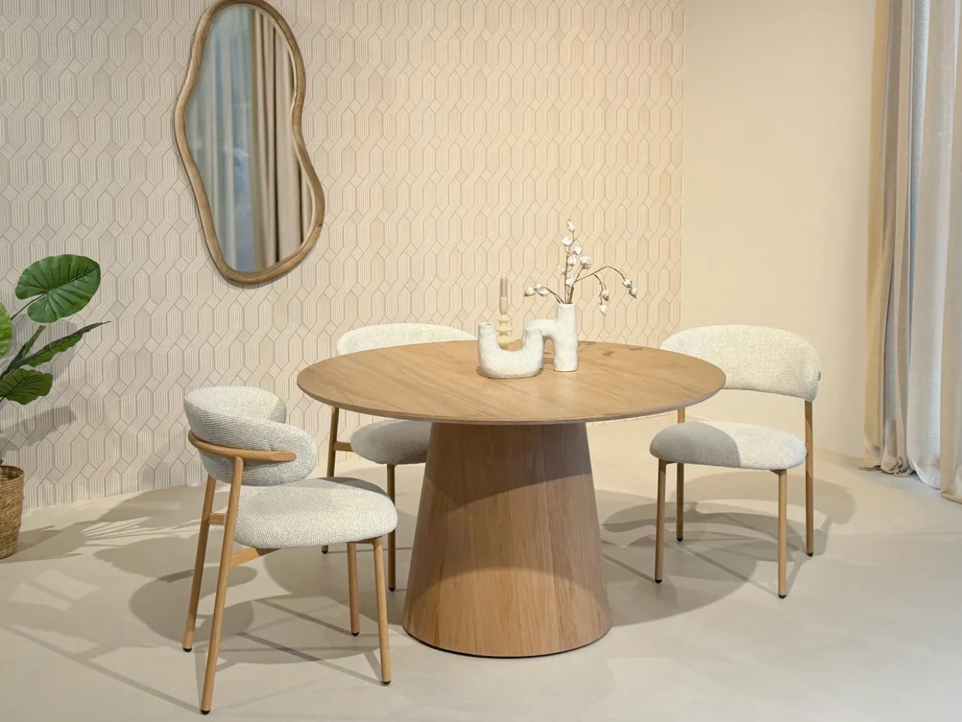 Livingfurn Novero 130cm