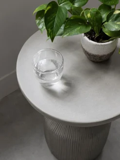 Must Living Bijzettafel Flora Olijf Ø51cm