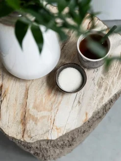 Must Living Bijzettafel Rocca Versteend Hout