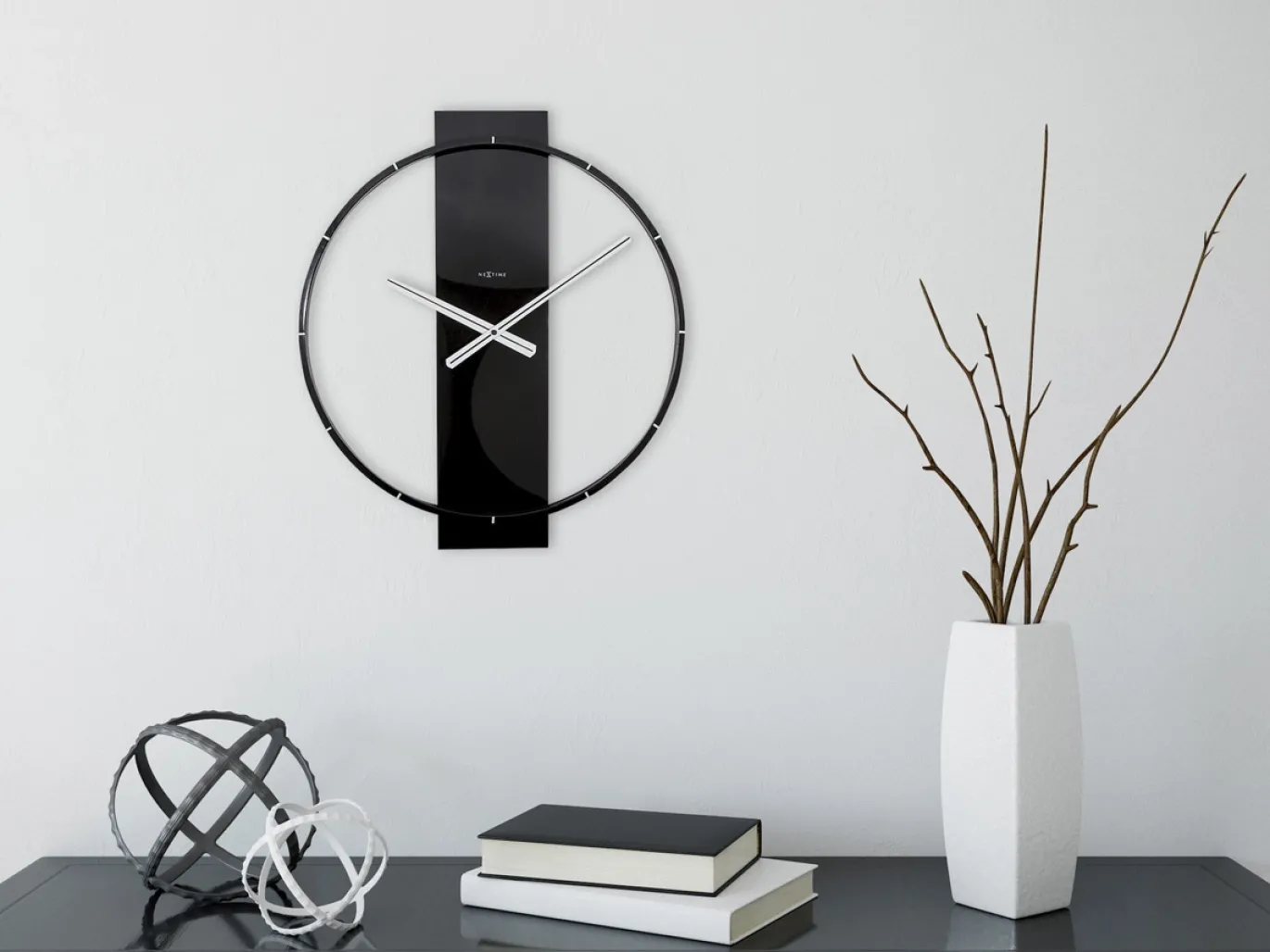 NeXtime Wandklok Carl Hout/Staal Zwart