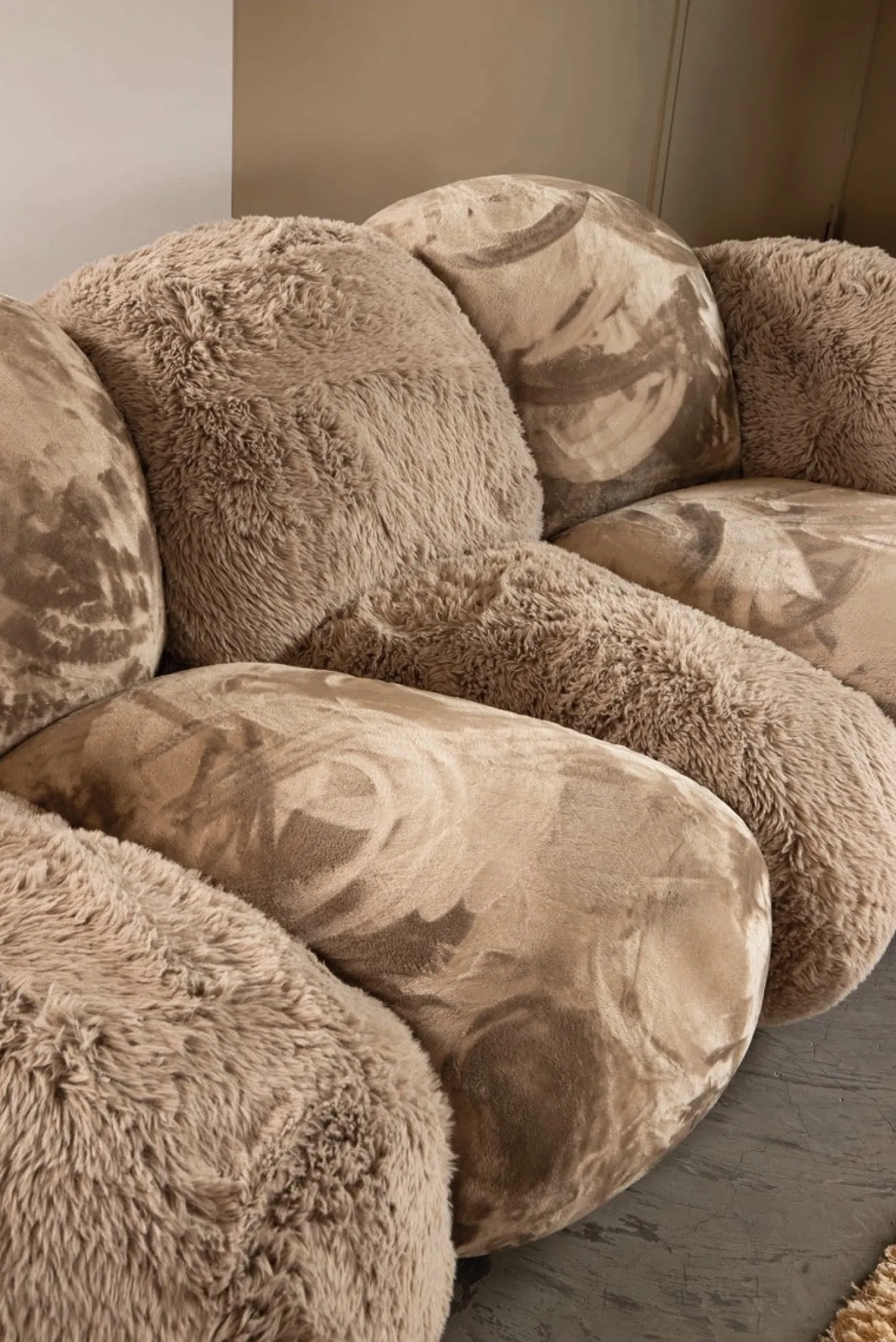 PTMD Bank Curvae Taupe