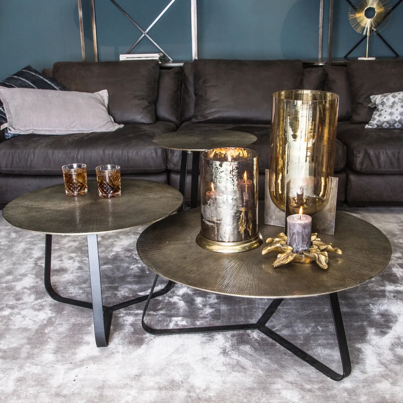 PTMD Bijzettafel Kae Goud Alu Zwart Rond M