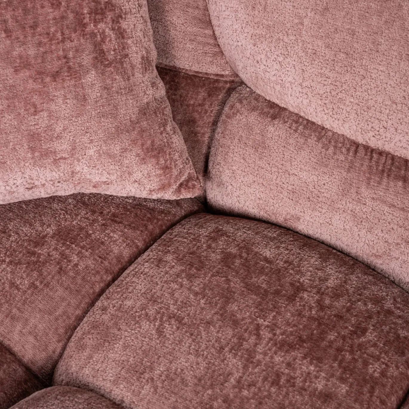 Richmond Bank Charelle Roze Chenille
