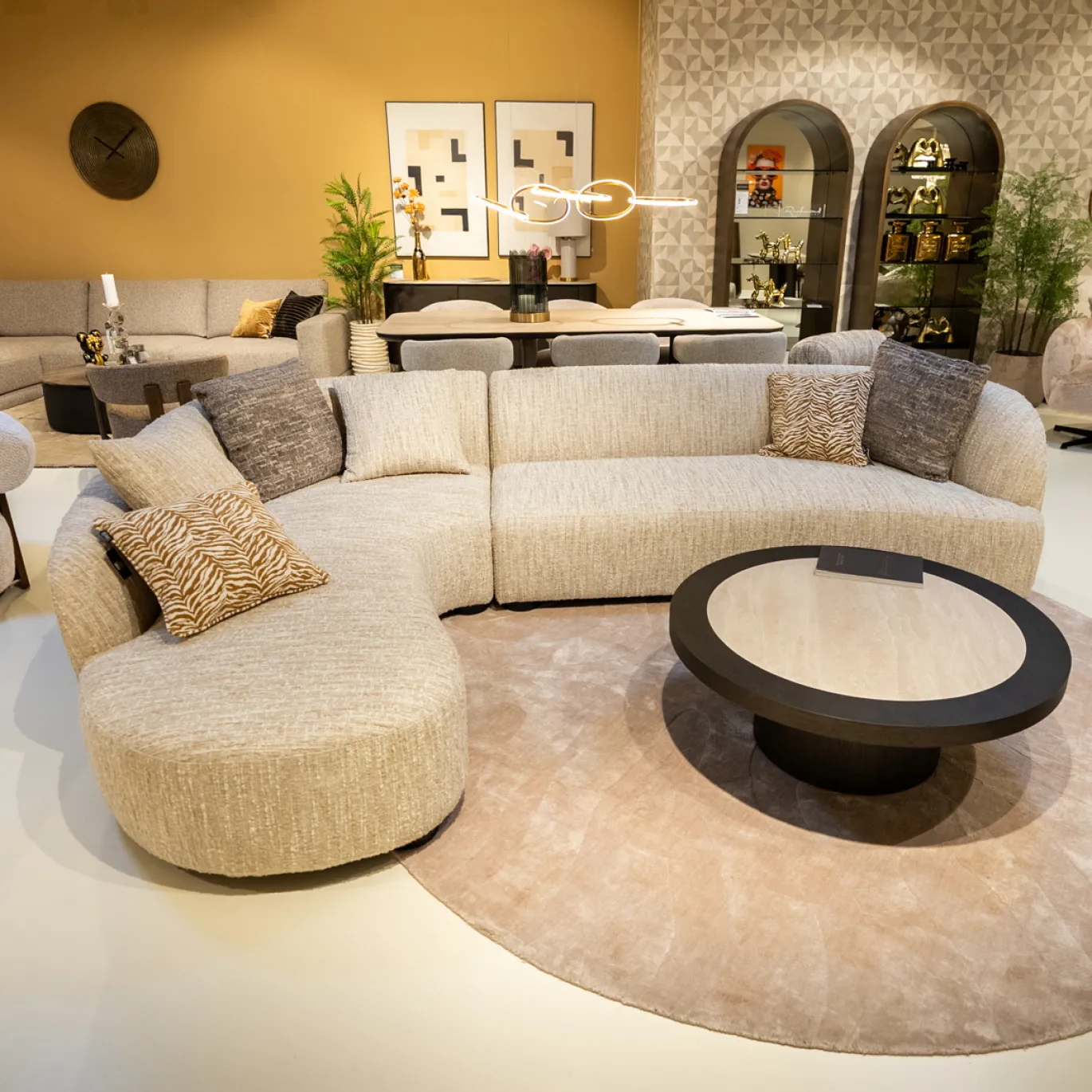 Richmond Bank Pandora Beige Angora Lounge Links