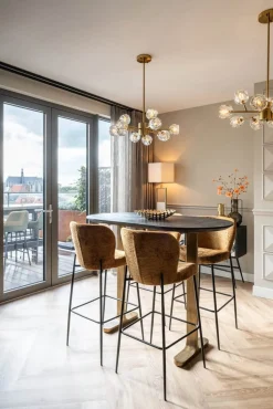 Richmond Bartafel Revelin Ovaal Zwart Mangohout 140cm