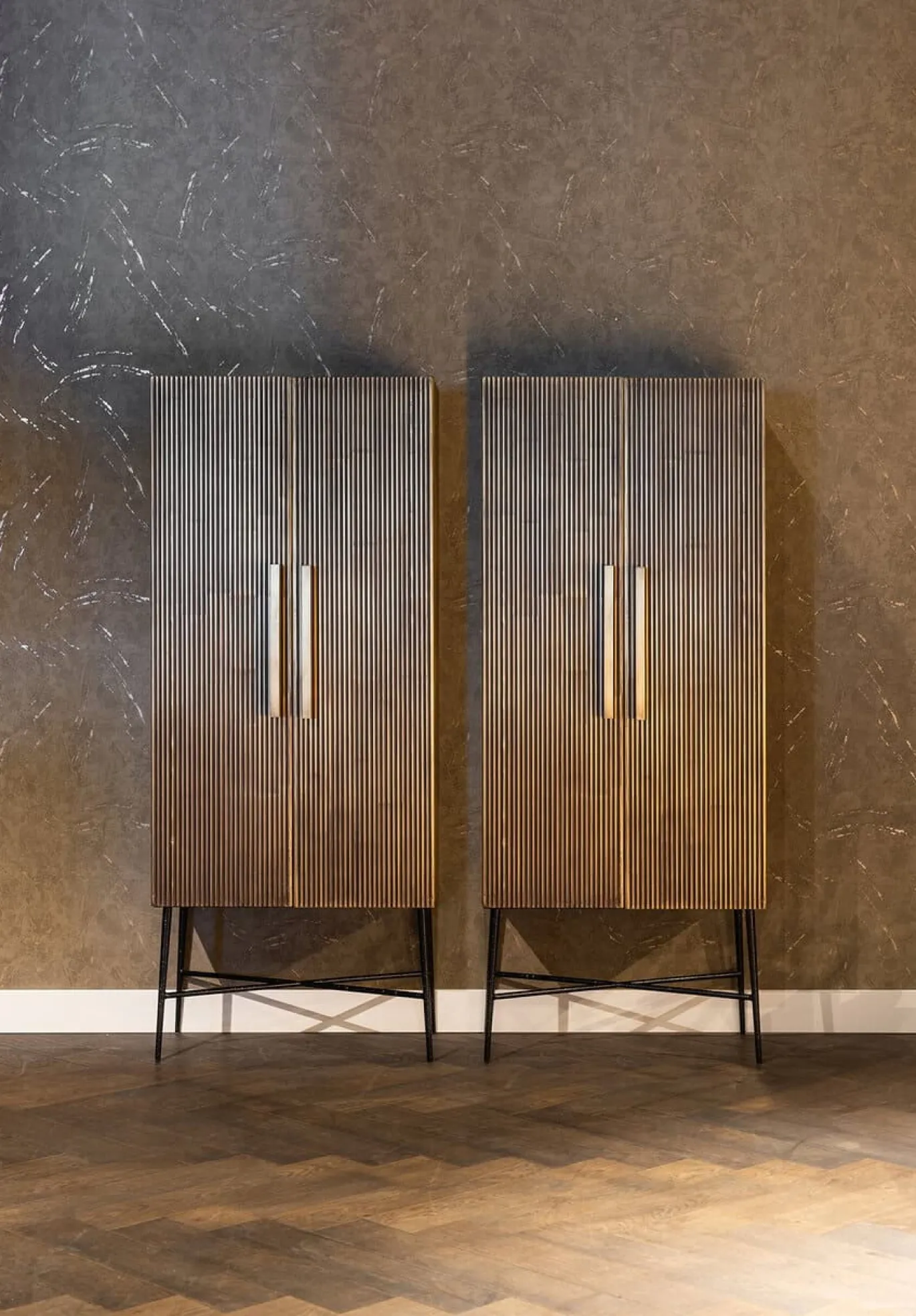 Richmond Wandkast Ironville Goud