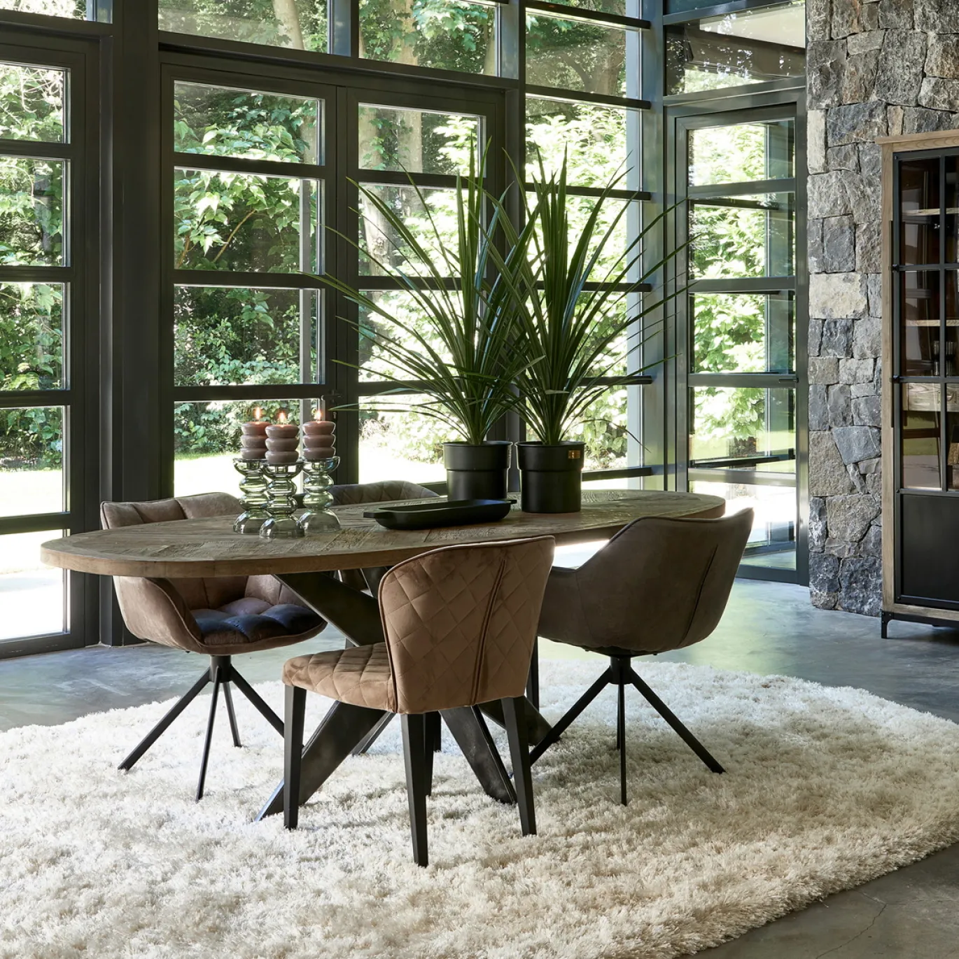 Rivièra Maison Eettafel Falcon Crest Ovaal Eikenhout 230cm
