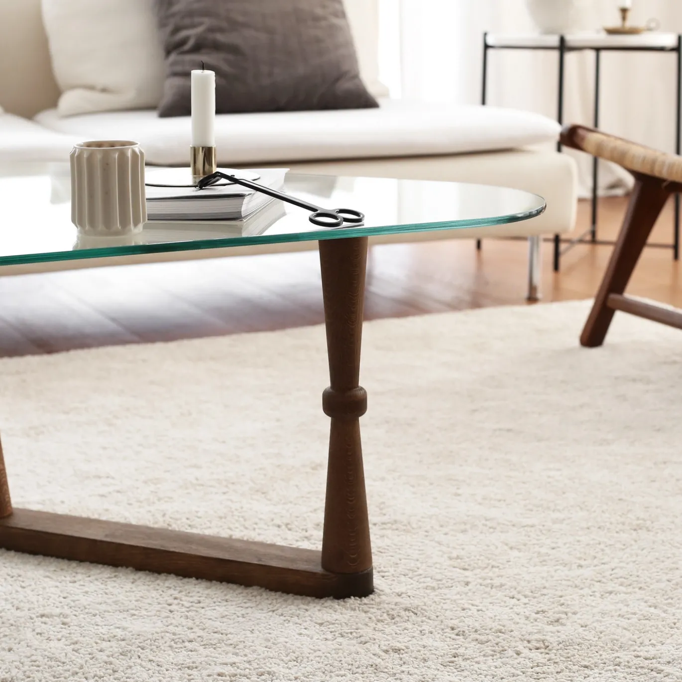 Salontafel Cam Cone Glas/Walnoot