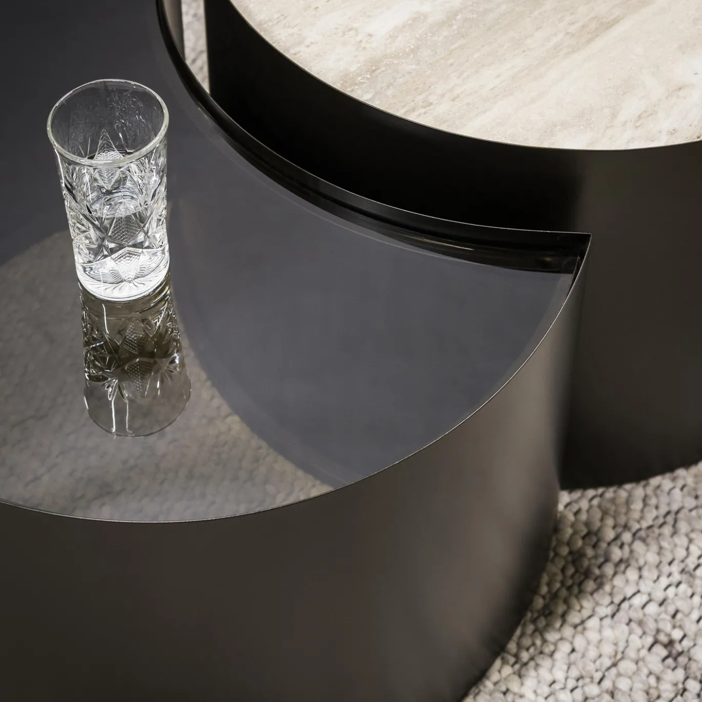 Salontafel Metal Half Moon Set Van 2 3d Keramiek Travertin - Giga Meubel