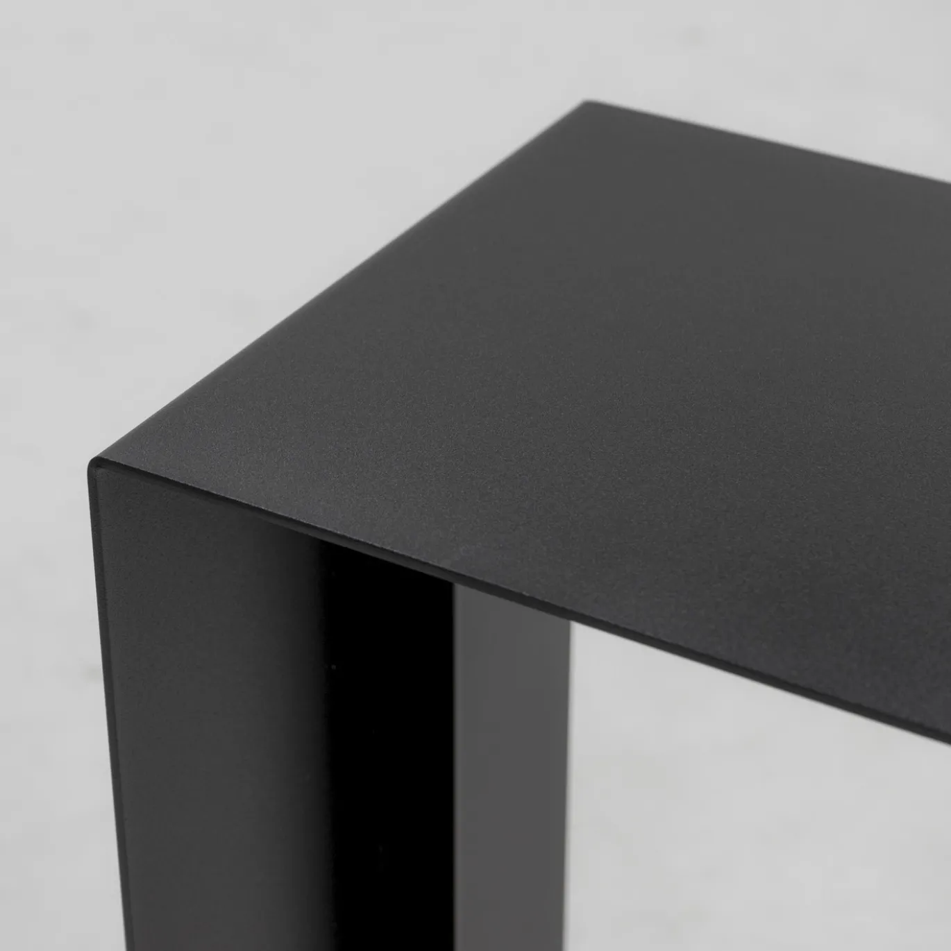 Spinder Design Bijzettafel Bruce Zwart