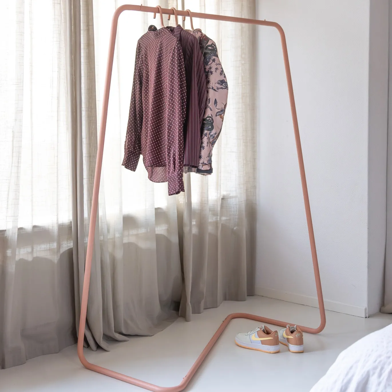 Spinder Design Kledingrek Hang-On Clay Terra