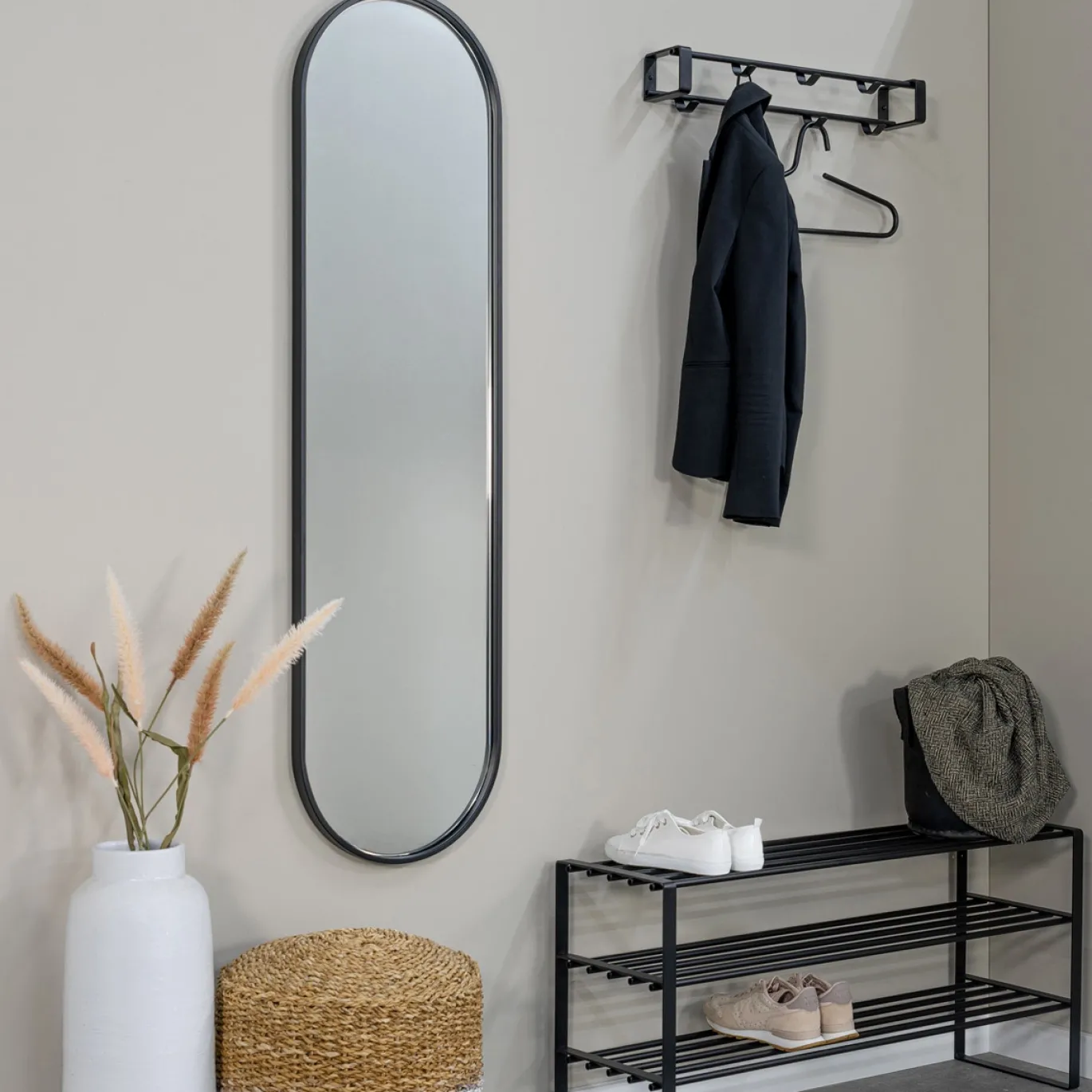 Spinder Design Wandspiegel Curve Zwart 140cm