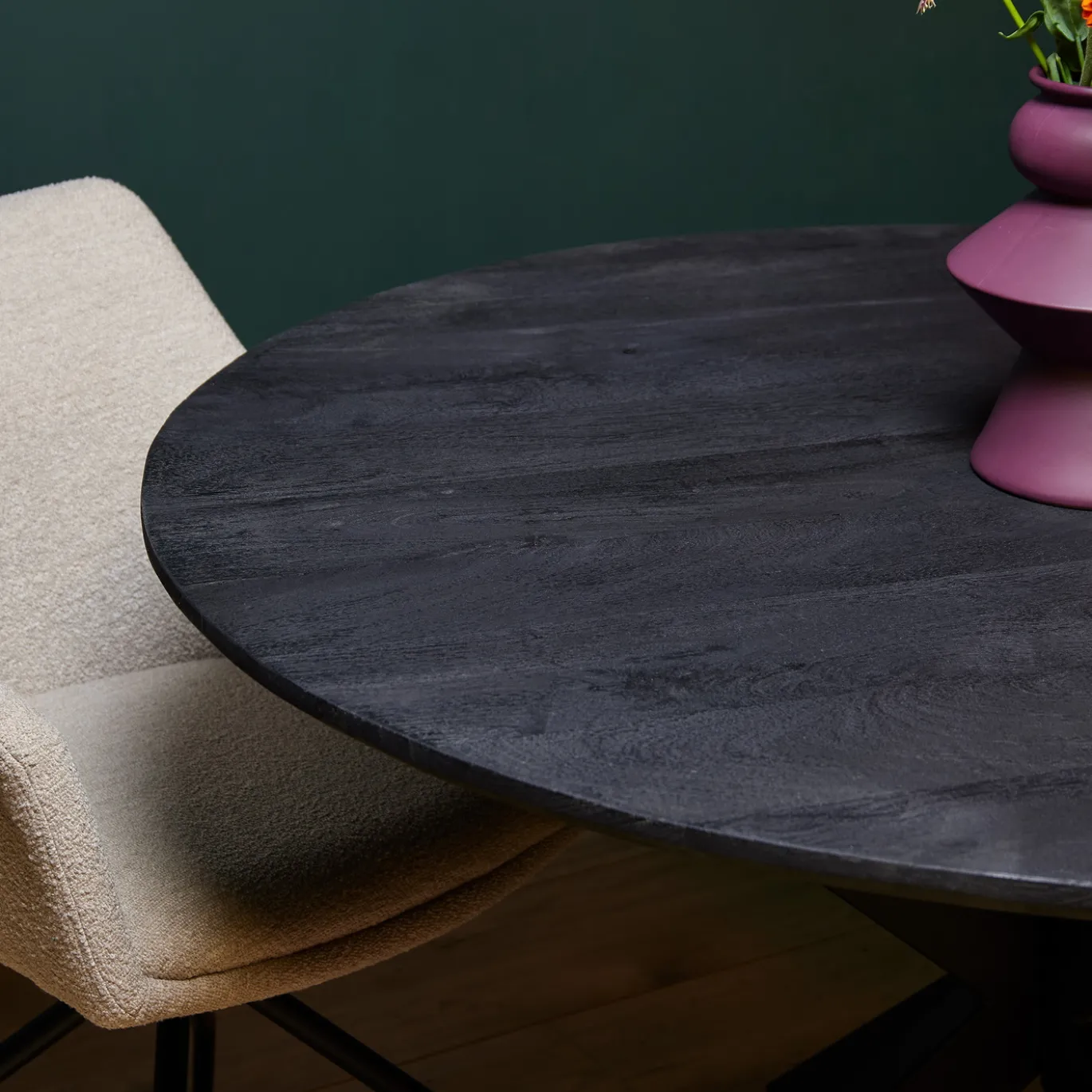 StarFurn Eetkamertafel New York Mangohout Zwart Ø130cm