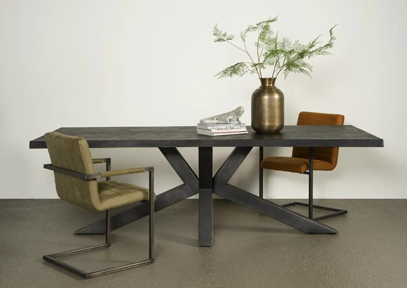 Tower Living Eetkamertafel Selva 130cm Bruin