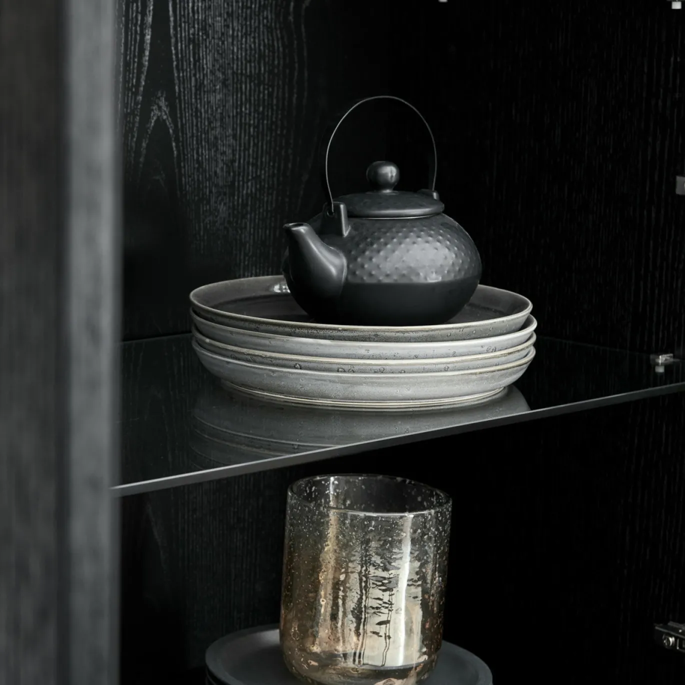 Vitrinekast Tokyo Zwart 190cm - Giga Meubel