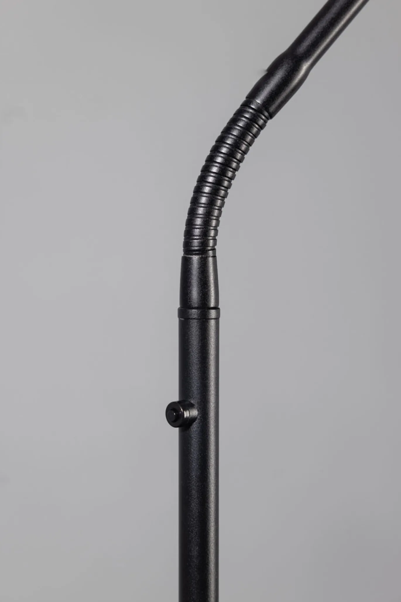 Vloerlamp Duuk Zwart - Giga Meubel