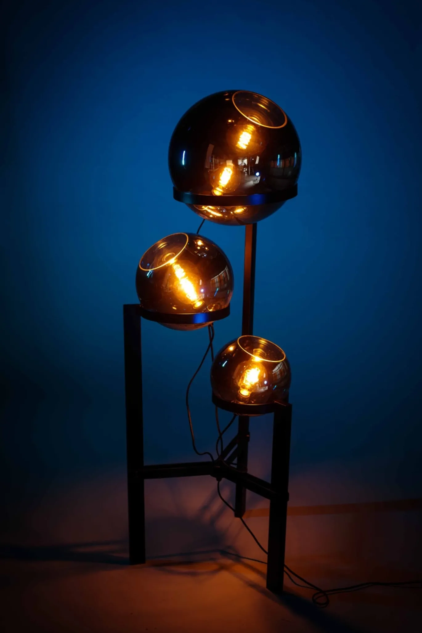 Vloerlamp Orb 3-Lichts Smoke Glas - Giga Meubel