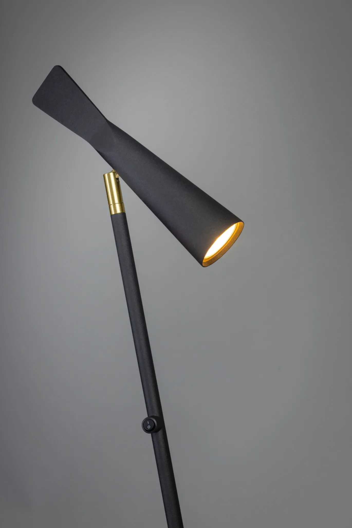 Vloerlamp Pisa Metaal Zwart - Giga Meubel