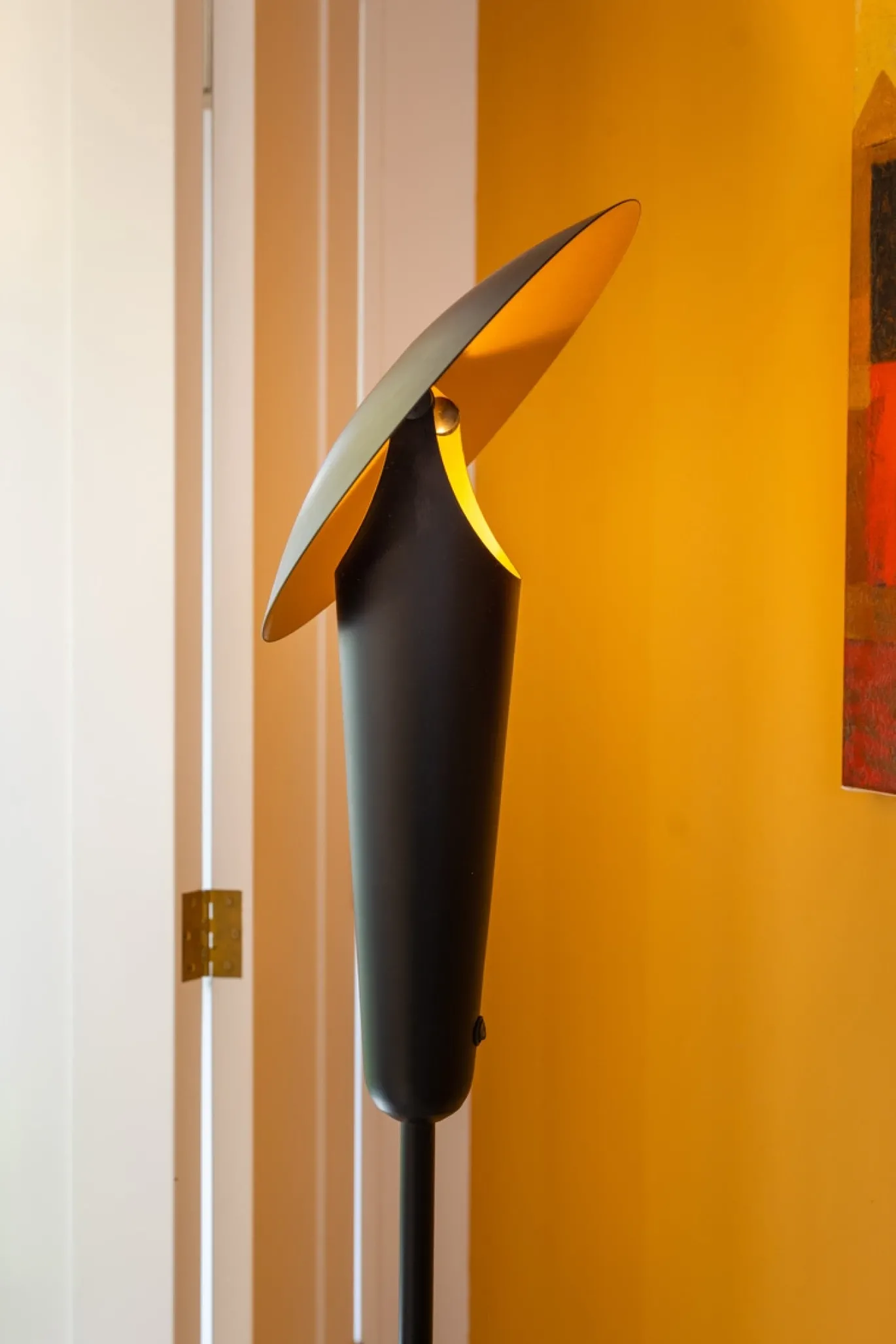 Vloerlamp The Britt Zwart/Messing - Giga Meubel
