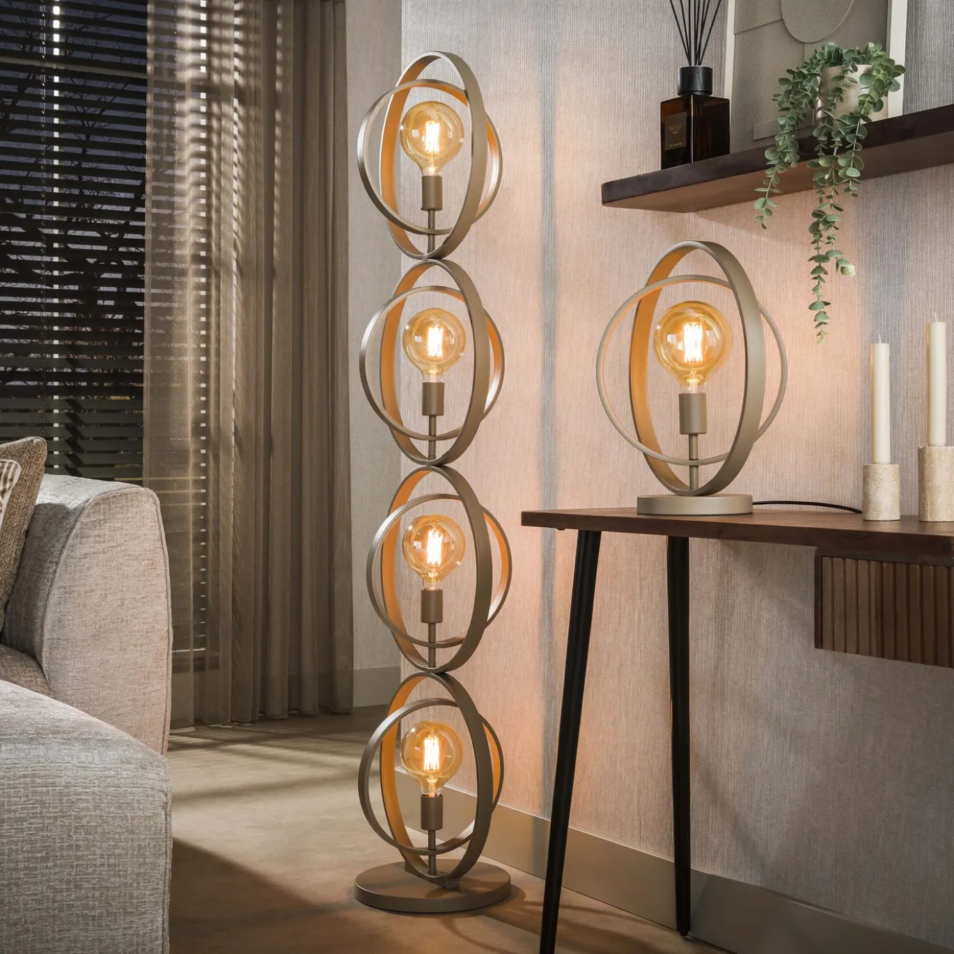 Vloerlamp Turn Around 4-lichts Beige - Giga Meubel