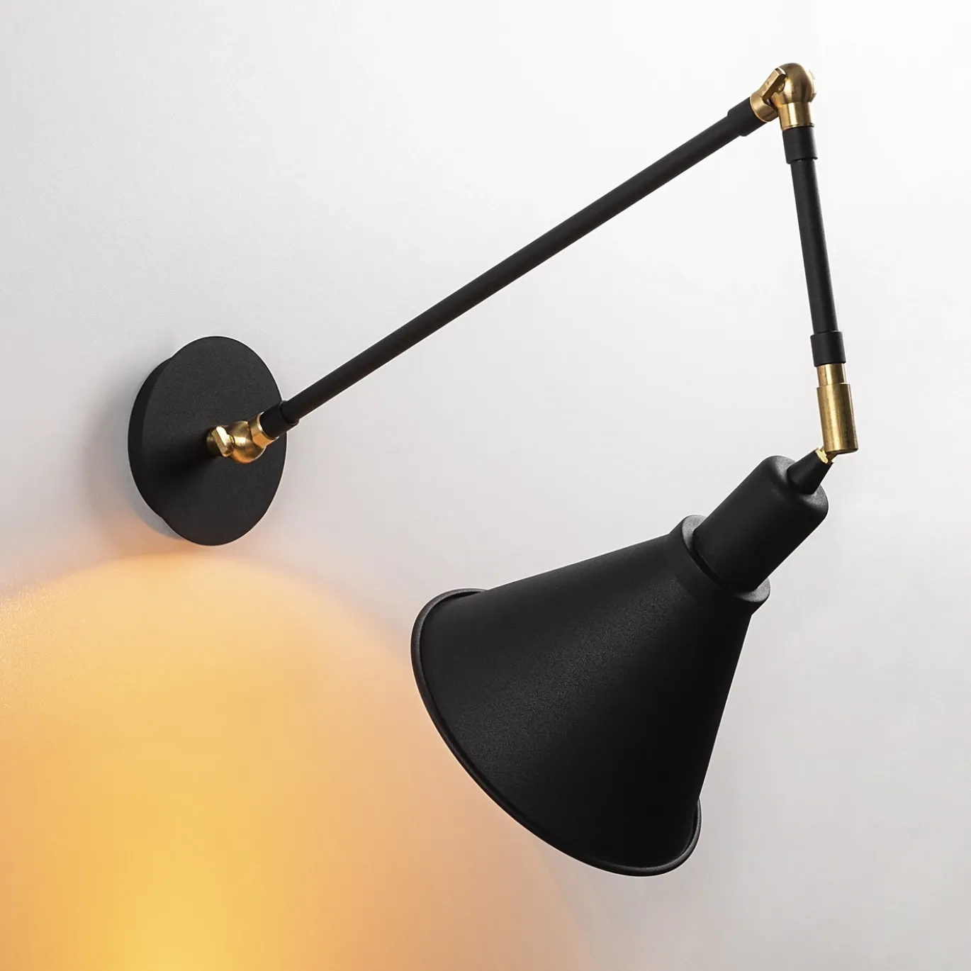 Wandlamp Berceste Zwart