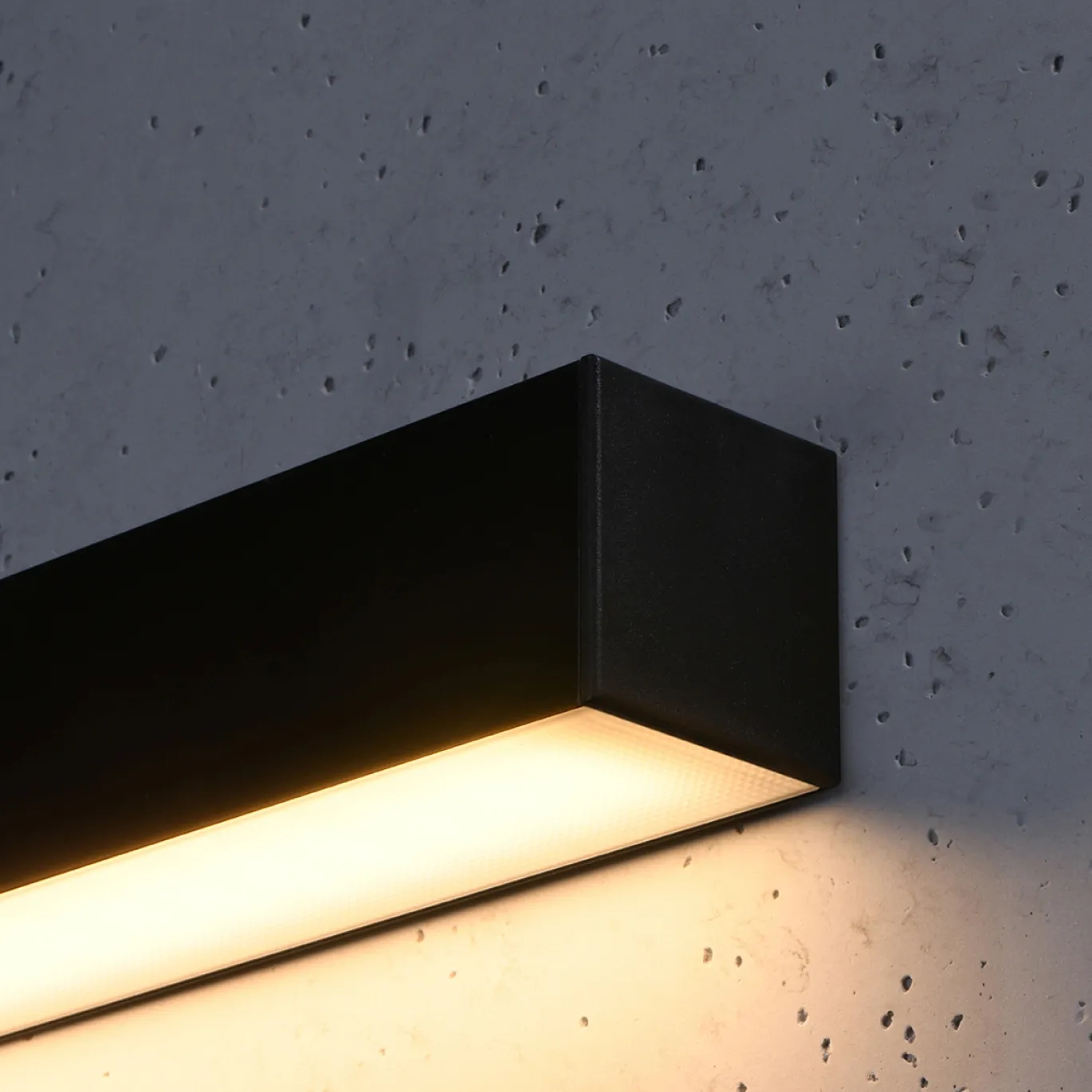 Wandlamp Pinne Zwart 3000K 200cm - Giga Meubel