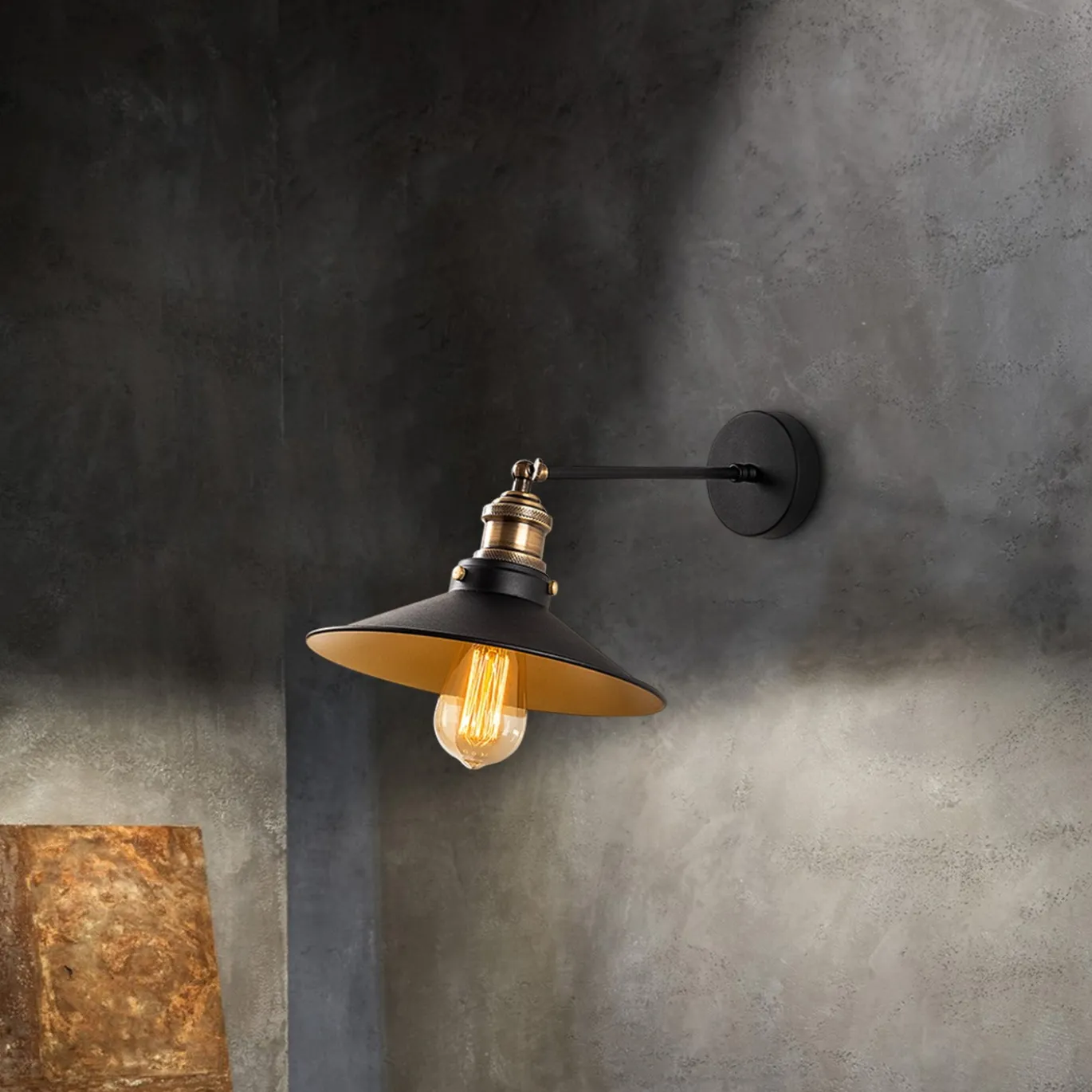 Wandlamp Saglam Dish Zwart/Goud