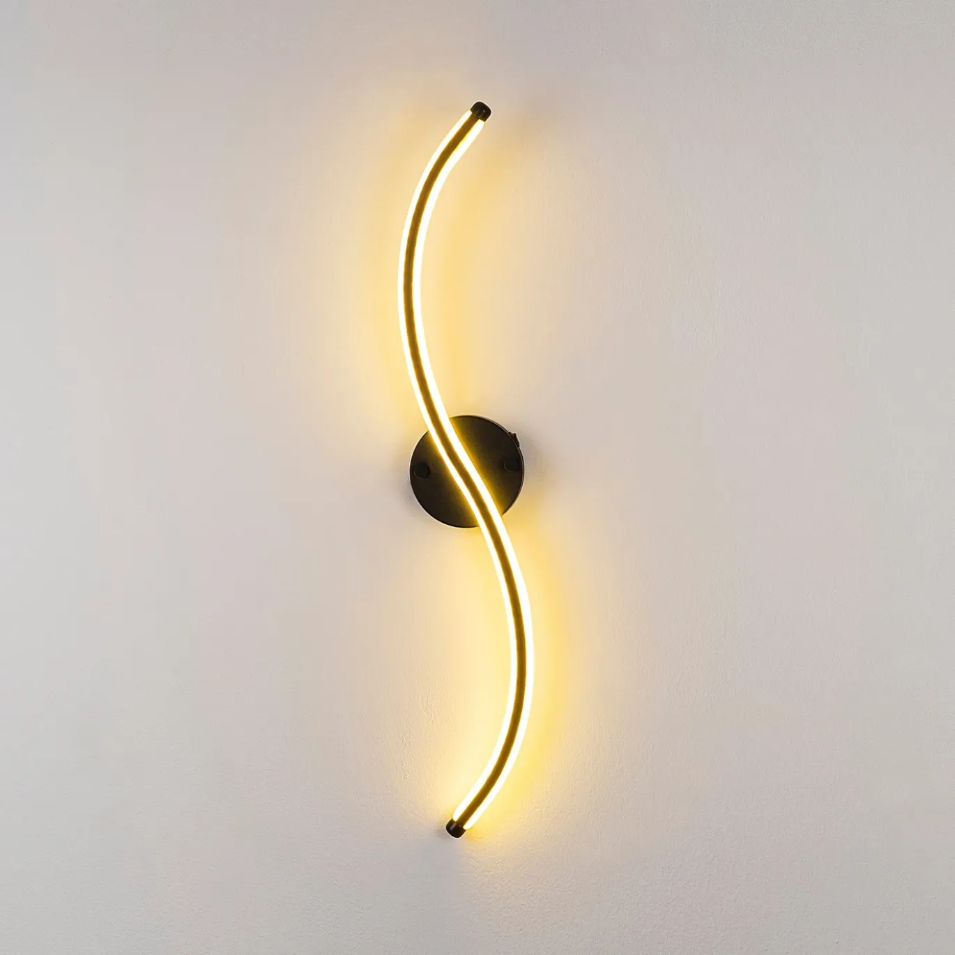 Wandlamp Yilan Zwart