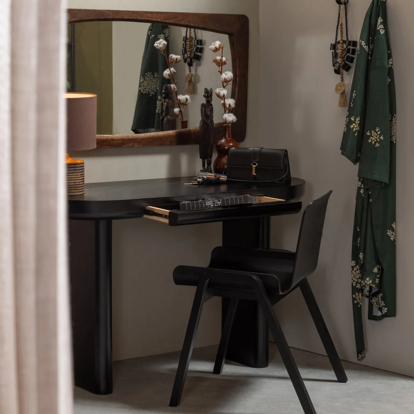 Woood Bureau/Sidetable Mael Fineer Zwart