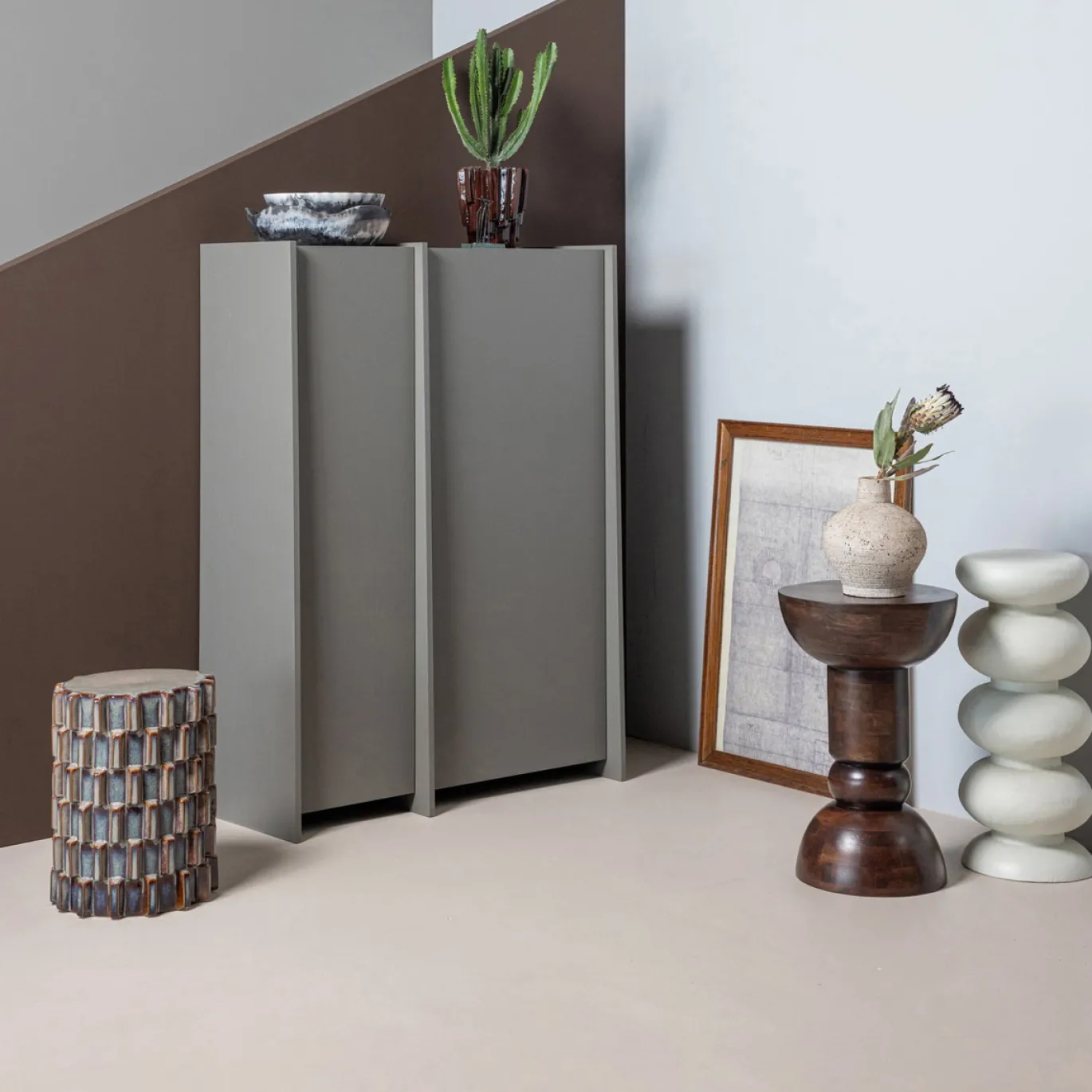 Woood Decoratieve Bijzettafel Axu Ø35x45cm Keramiek Grijsblauw