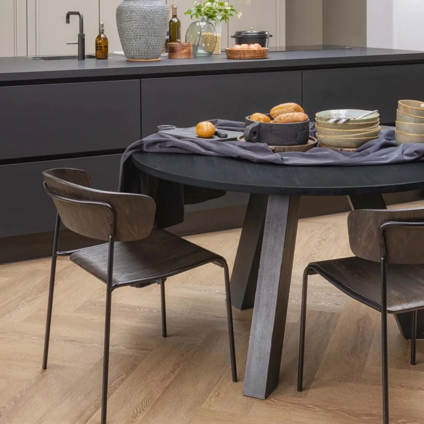 Woood Eettafel Rhonda Blacknight 129cm