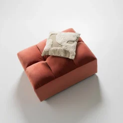Woood Hocker Allure Velvet Blush